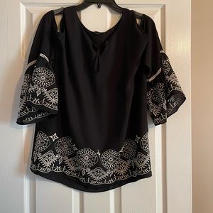 Sami & Jo nice going out or work blouse